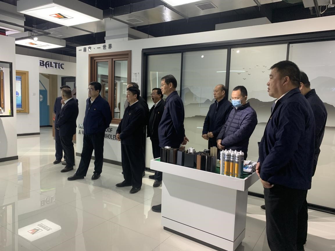 On March 3, 2021, Vice Governor He Jinping visited Qinyang.
